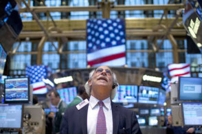 �����ܶ��߿� ��ָ�����Ǳ�19230.32��  ��ָ���̱�5318.32��