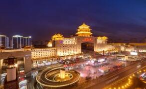 ����ķ�������ͷ���ƴ������������پ�����ҵ����